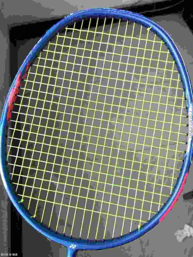 199rmb出尤尼克斯双刃33正品